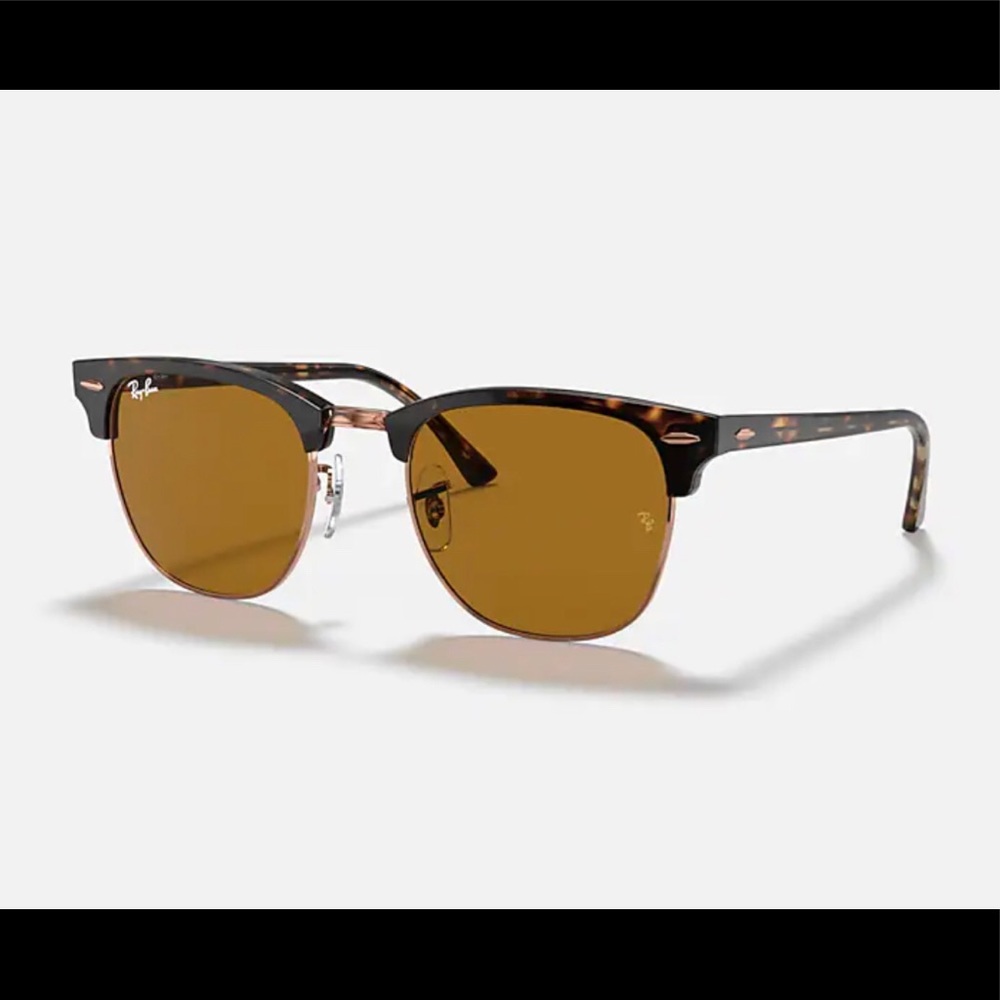 Ray Ban Clubmaster Classic sunglasses